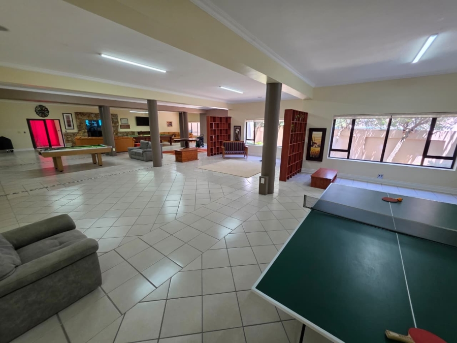 6 Bedroom Property for Sale in Myoli Beach Western Cape